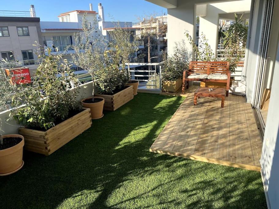 Spacious And Sunkissed 3Br & 2 Bathrooms Apartment Athen Exterior foto