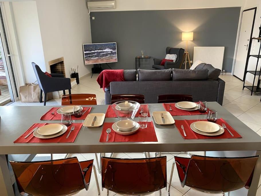 Spacious And Sunkissed 3Br & 2 Bathrooms Apartment Athen Exterior foto