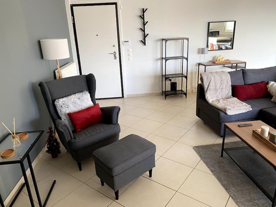 Spacious And Sunkissed 3Br & 2 Bathrooms Apartment Athen Exterior foto