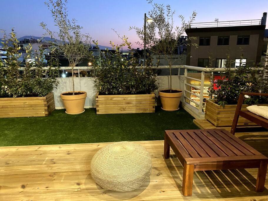 Spacious And Sunkissed 3Br & 2 Bathrooms Apartment Athen Exterior foto